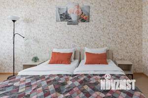 1-к квартира, посуточно, 43м2, 4/10 этаж