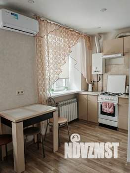 1-к квартира, посуточно, 32м2, 1/5 этаж