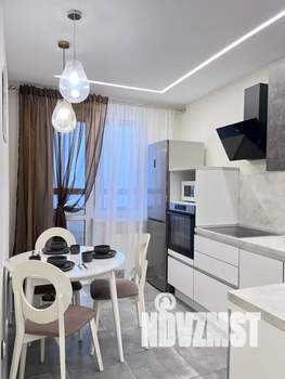 1-к квартира, посуточно, 40м2, 13/23 этаж