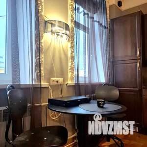 1-к квартира, посуточно, 38м2, 4/4 этаж
