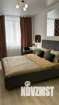 2-к квартира, посуточно, 52м2, 1/18 этаж