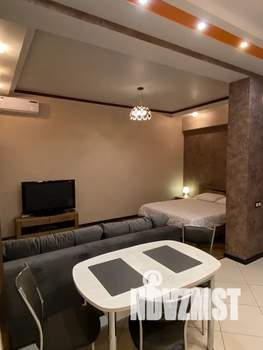 1-к квартира, посуточно, 42м2, 1/18 этаж