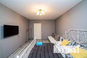 1-к квартира, посуточно, 44м2, 7/10 этаж