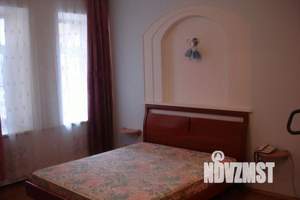 4-к квартира, на длительный срок, 180м2, 2/5 этаж