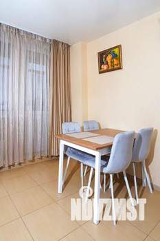 1-к квартира, посуточно, 42м2, 3/5 этаж