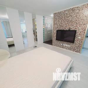 Студия квартира, посуточно, 33м2, 3/5 этаж