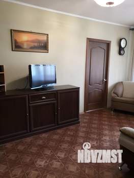 2-к квартира, посуточно, 38м2, 4/8 этаж