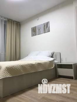 1-к квартира, посуточно, 39м2, 18/25 этаж