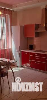 1-к квартира, посуточно, 44м2, 2/8 этаж