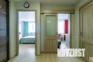 1-к квартира, посуточно, 42м2, 8/17 этаж