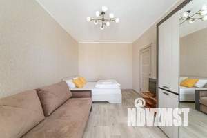 1-к квартира, посуточно, 40м2, 5/25 этаж