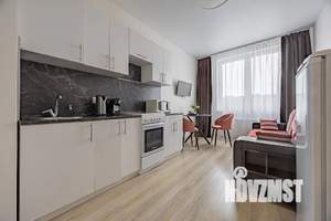 1-к квартира, посуточно, 40м2, 13/17 этаж