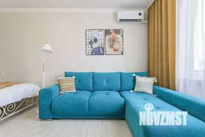 1-к квартира, посуточно, 38м2, 1/1 этаж