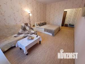 2-к квартира, посуточно, 70м2, 2/17 этаж