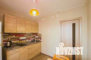 1-к квартира, посуточно, 39м2, 14/23 этаж