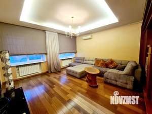 3-к квартира, на длительный срок, 125м2, 3/4 этаж