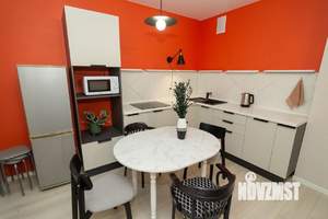 3-к квартира, посуточно, 66м2, 1/1 этаж