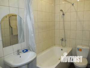 Студия квартира, посуточно, 38м2, 3/25 этаж