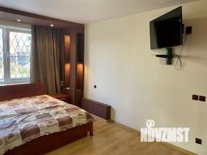 3-к квартира, посуточно, 90м2, 1/1 этаж
