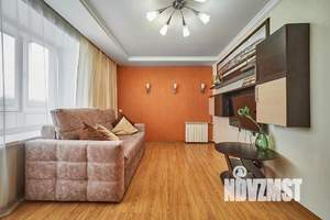 1-к квартира, посуточно, 46м2, 1/1 этаж