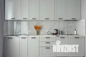 1-к квартира, посуточно, 38м2, 14/25 этаж