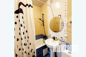 1-к квартира, посуточно, 40м2, 6/9 этаж