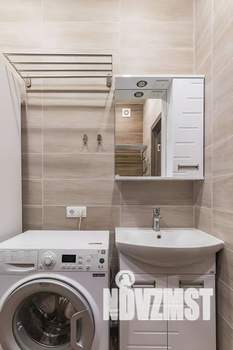 Студия квартира, посуточно, 25м2, 2/19 этаж