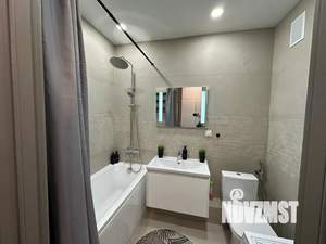 Студия квартира, посуточно, 40м2, 17/19 этаж