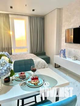 Студия квартира, посуточно, 32м2, 10/19 этаж