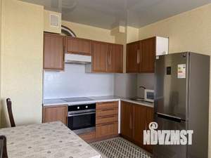 2-к квартира, посуточно, 85м2, 1/1 этаж