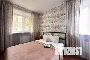 2-к квартира, посуточно, 50м2, 1/5 этаж