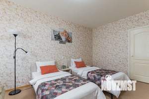 1-к квартира, посуточно, 43м2, 1/1 этаж