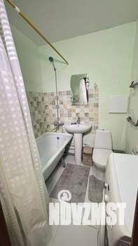 1-к квартира, посуточно, 43м2, 1/1 этаж