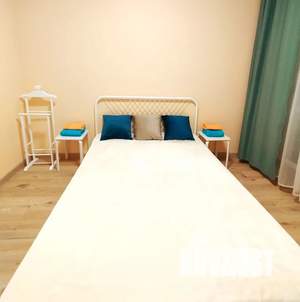 1-к квартира, посуточно, 40м2, 4/17 этаж