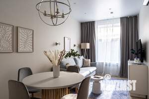 2-к квартира, посуточно, 50м2, 1/1 этаж