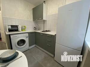 1-к квартира, посуточно, 32м2, 1/1 этаж