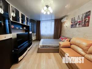 1-к квартира, посуточно, 42м2, 3/5 этаж