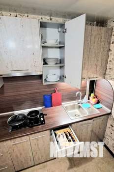 Студия квартира, посуточно, 45м2, 6/9 этаж