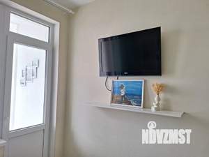 1-к квартира, посуточно, 36м2, 18/19 этаж