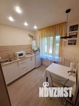 1-к квартира, посуточно, 32м2, 2/5 этаж