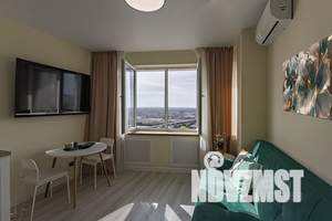 1-к квартира, посуточно, 43м2, 3/10 этаж