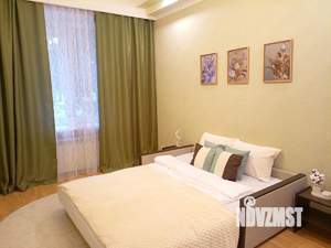 2-к квартира, посуточно, 55м2, 1/1 этаж