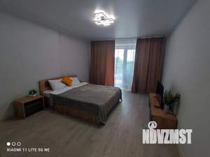 1-к квартира, посуточно, 43м2, 5/16 этаж