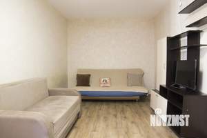 1-к квартира, посуточно, 38м2, 1/1 этаж