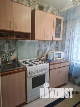 1-к квартира, посуточно, 32м2, 1/9 этаж