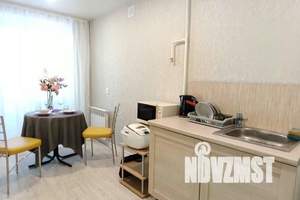 1-к квартира, посуточно, 37м2, 5/10 этаж