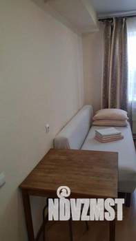 1-к квартира, посуточно, 16м2, 1/1 этаж