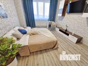 1-к квартира, посуточно, 45м2, 1/25 этаж