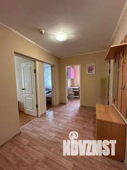 2-к квартира, посуточно, 40м2, 1/2 этаж