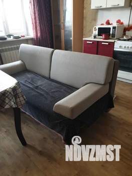 Студия квартира, посуточно, 42м2, 10/12 этаж